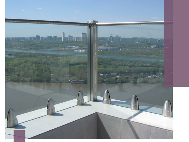 Стеклянные парапеты премиум класса в Минеральных Воде для домов и бизнесов